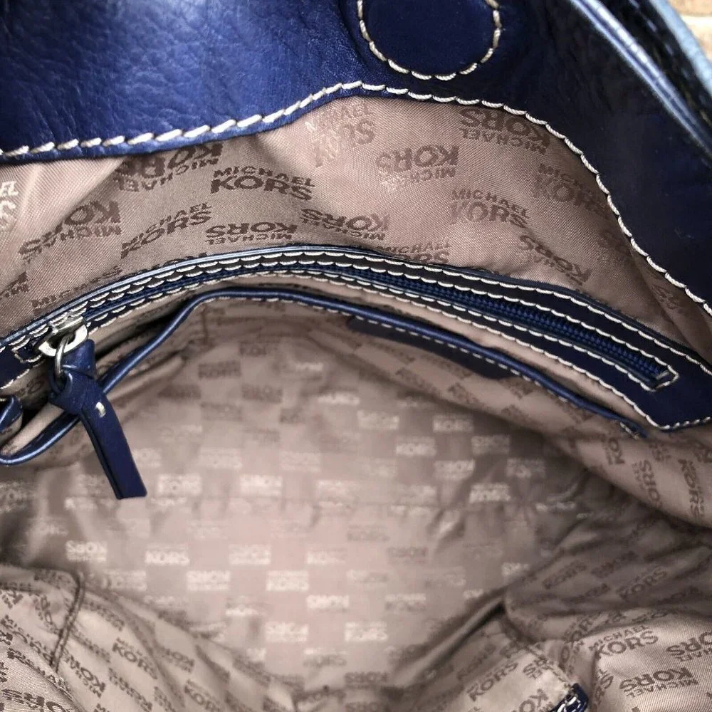 VTG MICHAEL KORS Full Leather Shoulder Purse Hand Bag Blue Bucket Design…​​​​